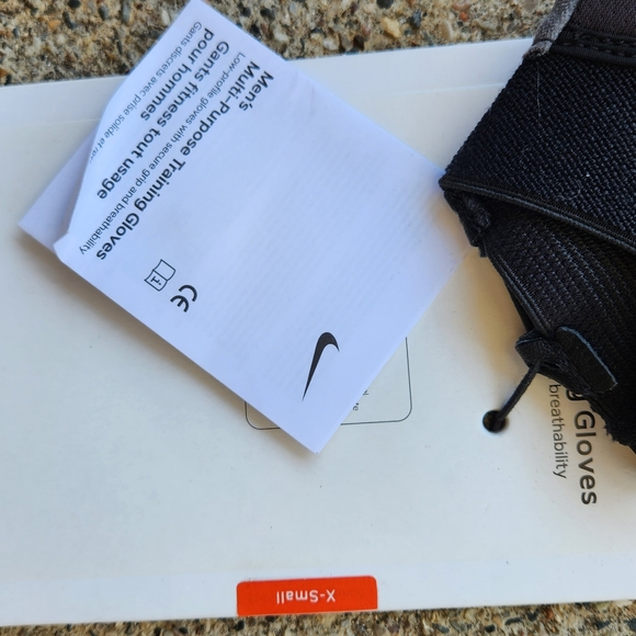 New Mens Nike multi purpose training gloves, XS - Picture 2 of 3